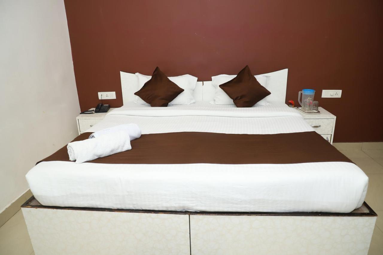 The Bagga Inn Jabalpur Exterior photo